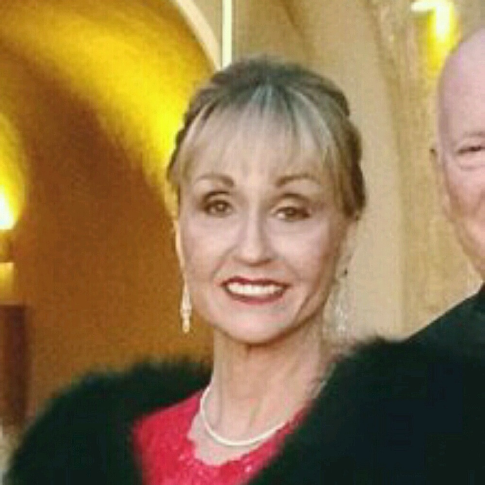 Meet your Posher, Joann